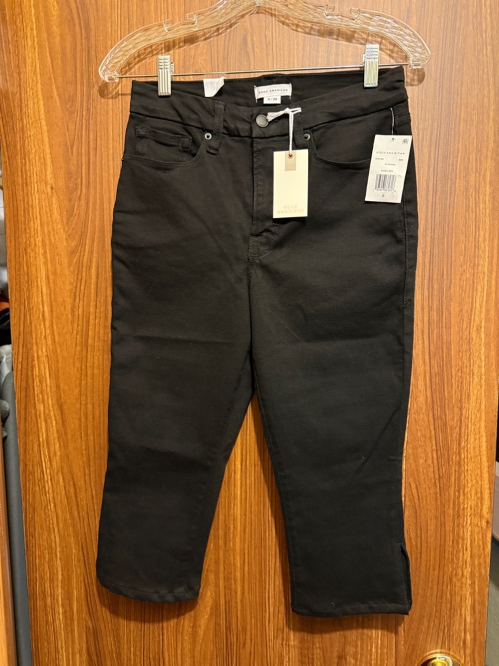 Good American Black Capri Pants
